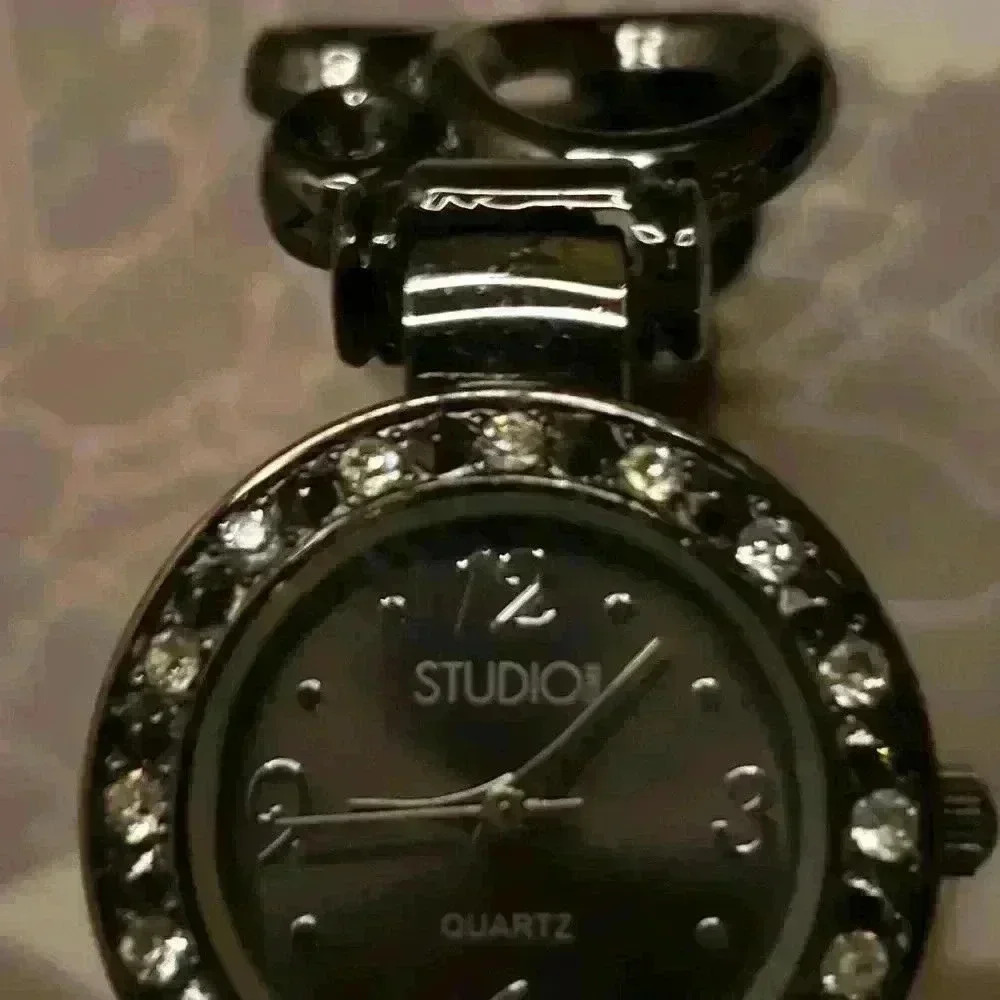 Bangle watch - Picture 2 of 3